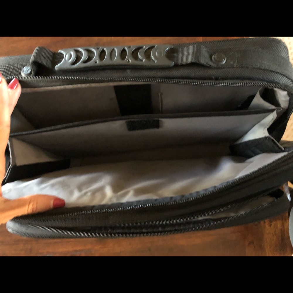 Swiss Army Computer Bag/Brief Case - image 4